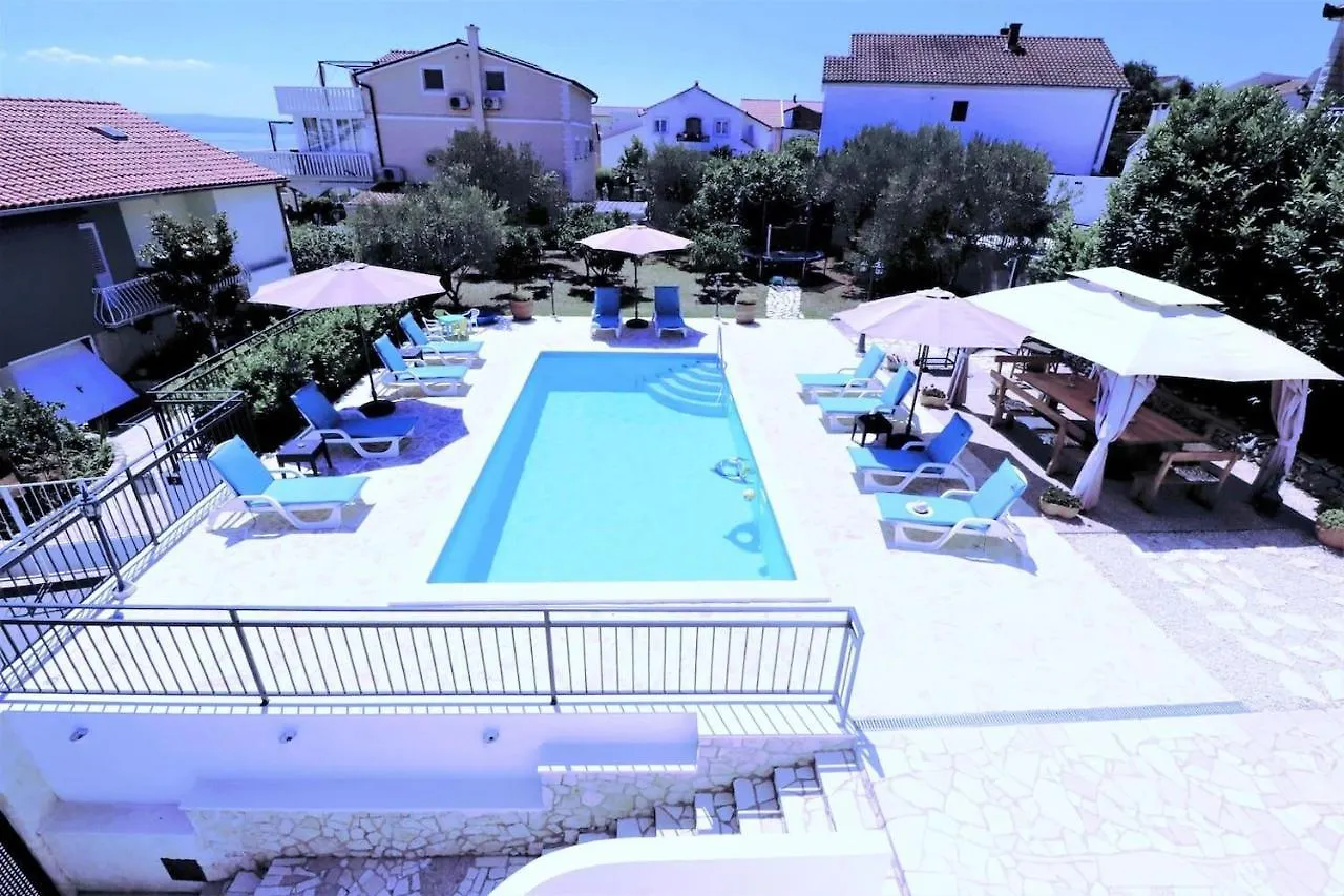 Luxury Beachfront Villa With Pool For Two Families Okrug Gornji 0*,  Croatia
