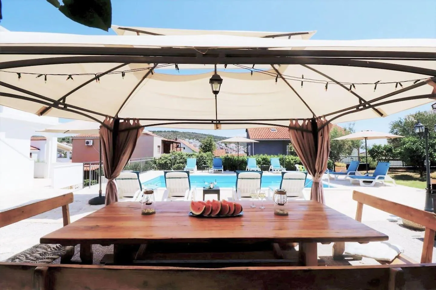 Luxury Beachfront Villa With Pool For Two Families Okrug Gornji