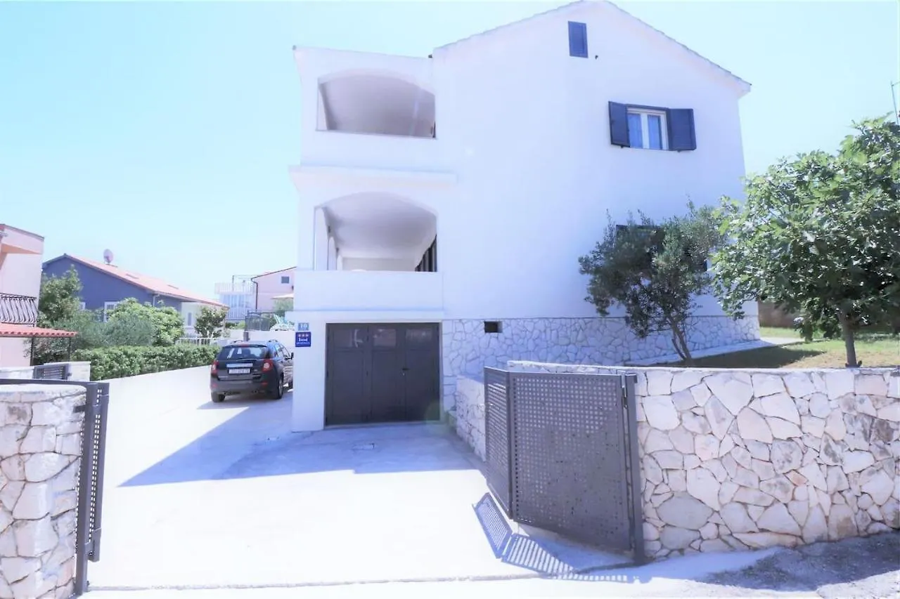 Luxury Beachfront Villa With Pool For Two Families Okrug Gornji