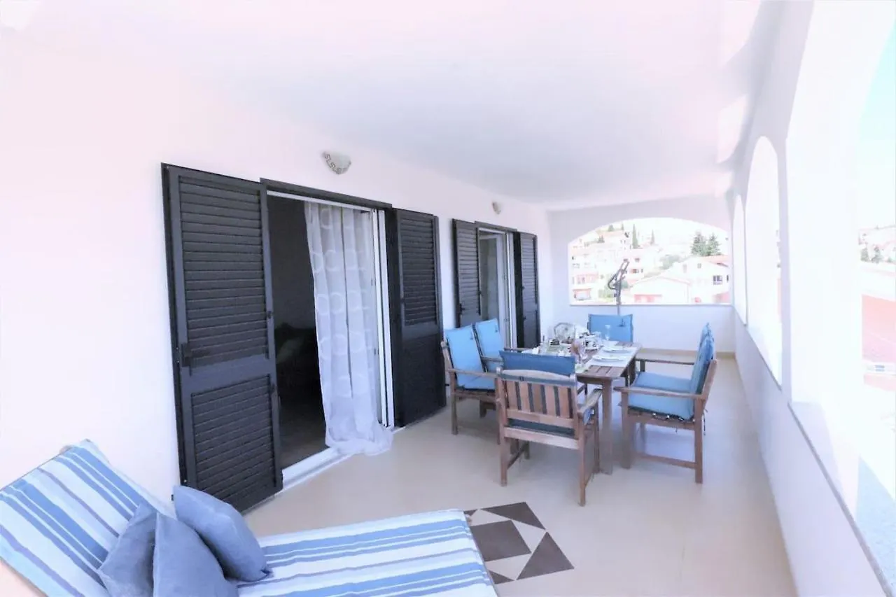 Luxury Beachfront Villa With Pool For Two Families Okrug Gornji Croatia